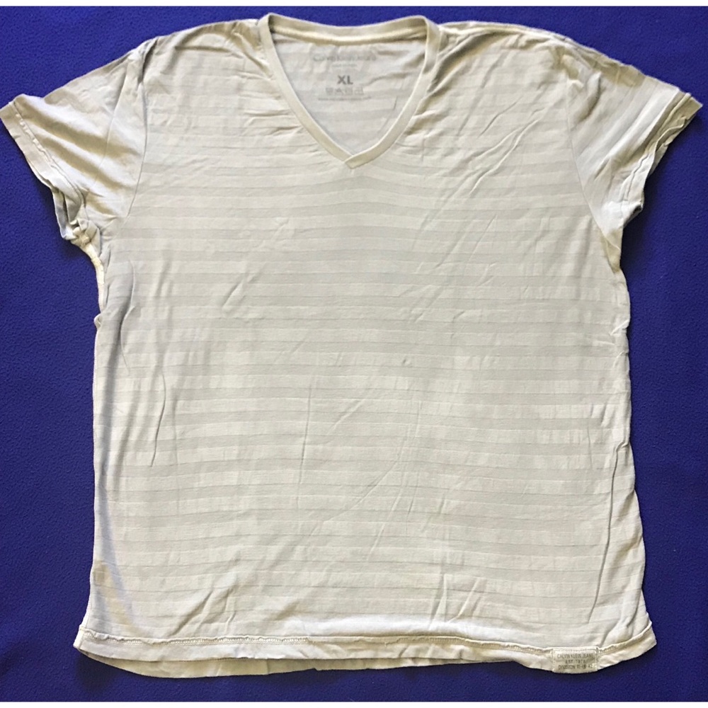 CALVIN KLEIN MENS SHORT SLEEVE V-NECK